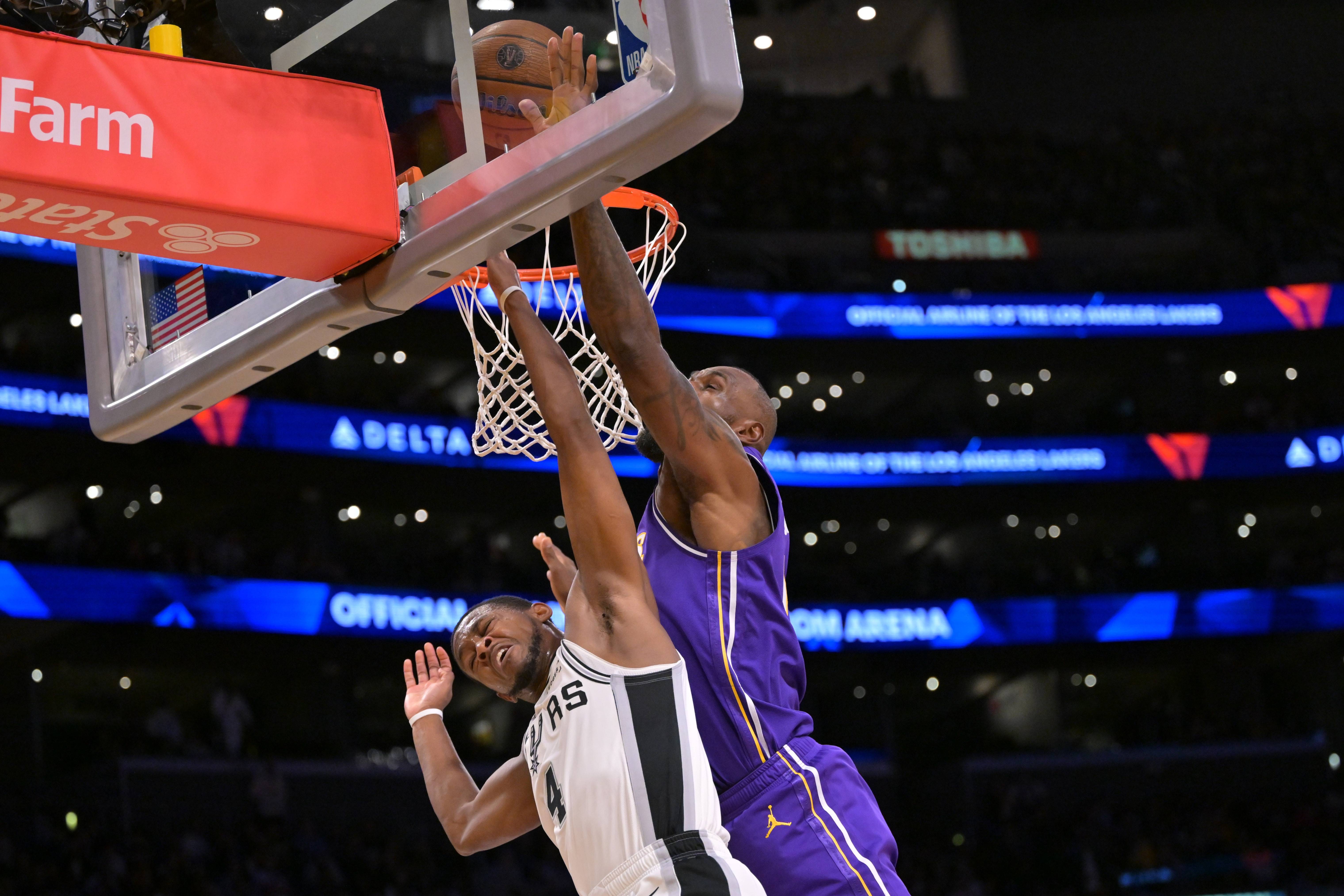 九游app下载包含东契奇爆冷击败巴黎圣日耳曼穆雷爆冷击败加拿大队，连对手都承认：山东泰山远射贴柱备战足总杯的词条